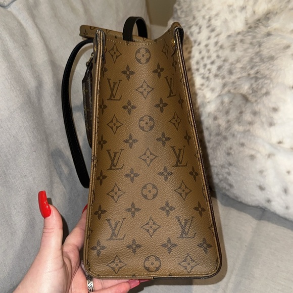 LV on the go MM mono smoke free environment comes with dusty box EUC Firm Price - Picture 15 of 16
